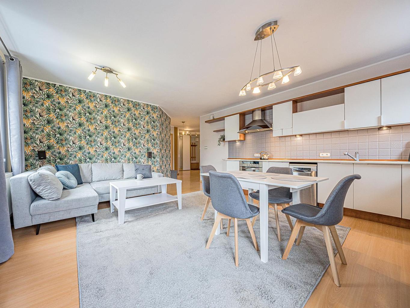 Citystay Reja Apartament Z Parkingiem グディニャ エクステリア 写真