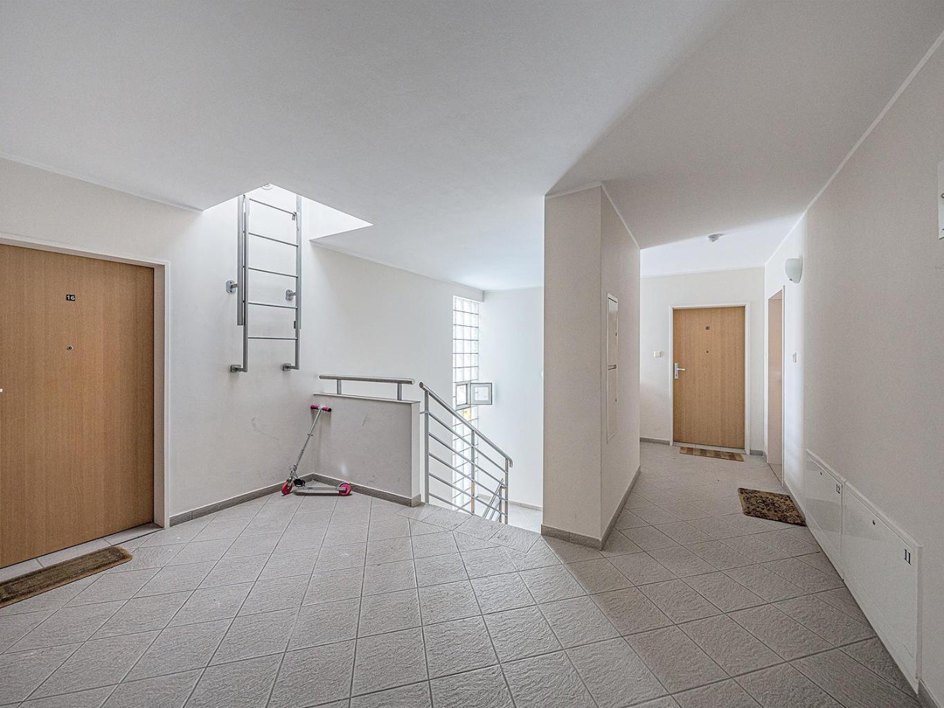 Citystay Reja Apartament Z Parkingiem グディニャ エクステリア 写真